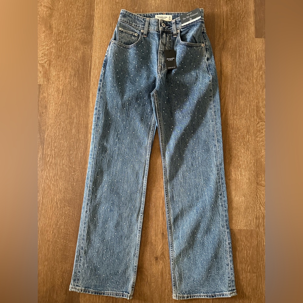 NWT Abercrombie & Fitch Womens 90s Relaxed Curve Love Denim Jeans Embellished 24 - Picture 10 of 11